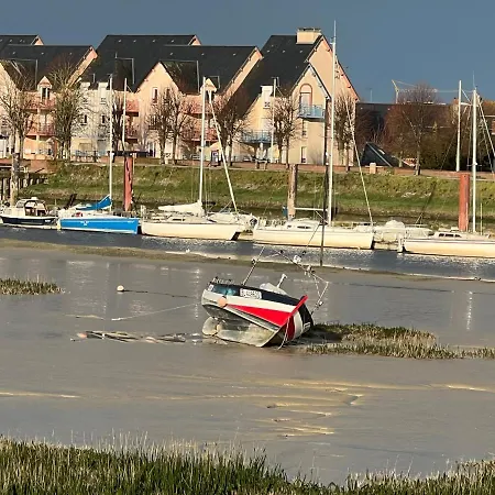Maison De Pecheur A 2 Min De La Baie Holiday home *